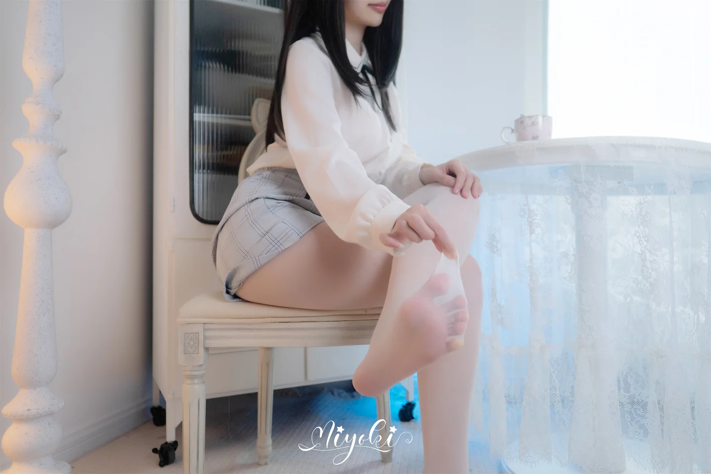 铃木美咲软软趴在床单上_假日秘会_中卷_34P,1V_949MB tg@simisebaisi 【丝足阁】034.webp